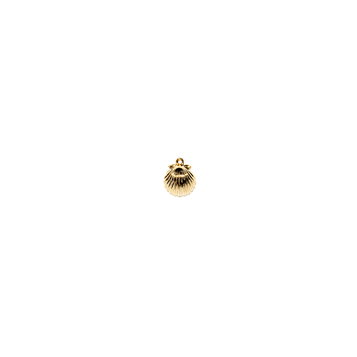 Gold Ridged Scallop Shell Brass Charm